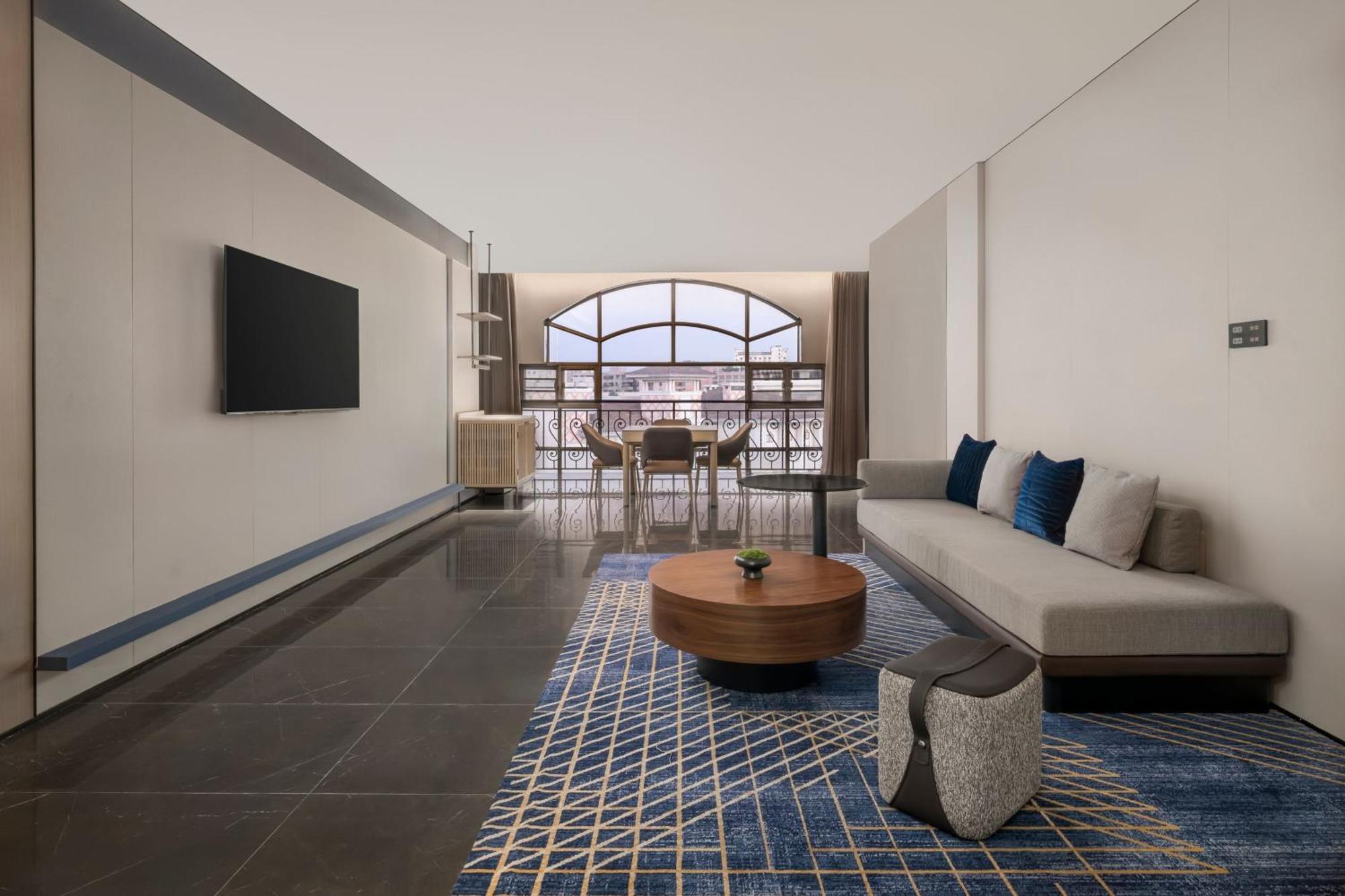 Four Points By Sheraton Yangjiang City Center Bagian luar foto