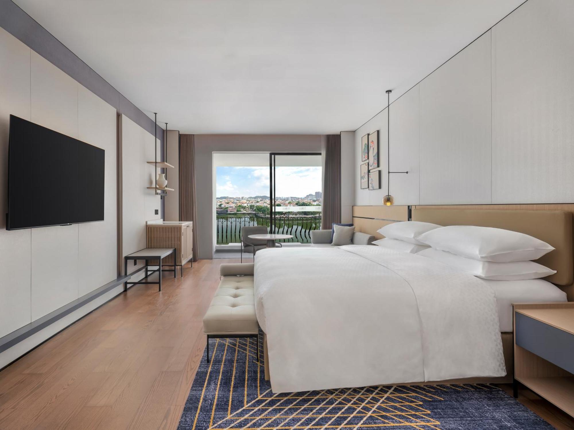 Four Points By Sheraton Yangjiang City Center Bagian luar foto