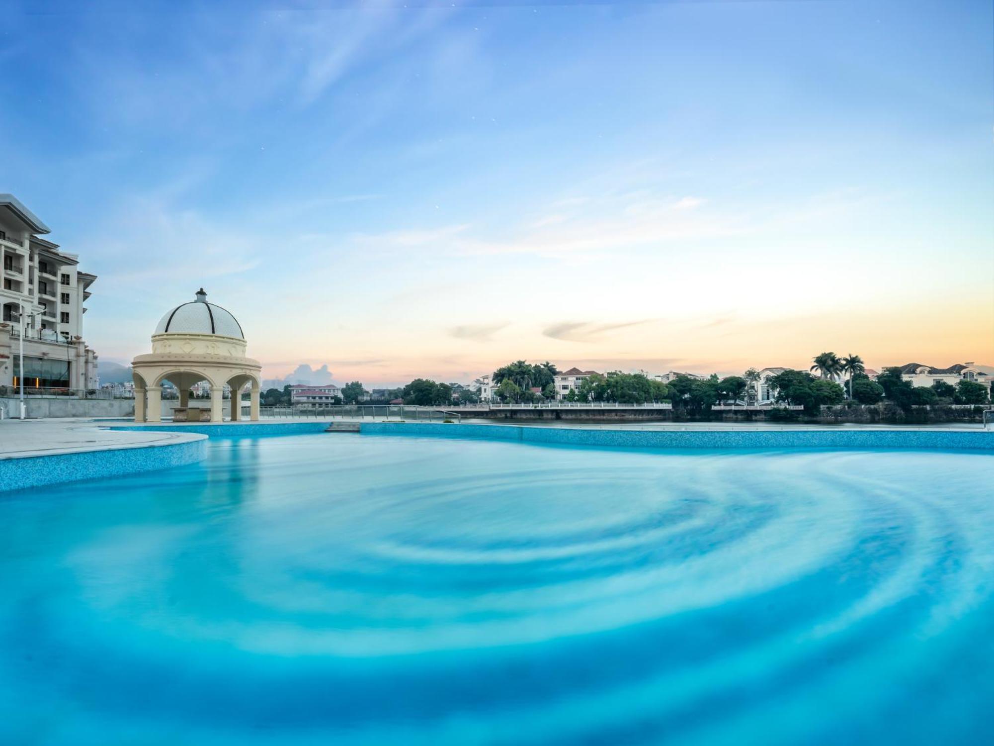 Four Points By Sheraton Yangjiang City Center Bagian luar foto