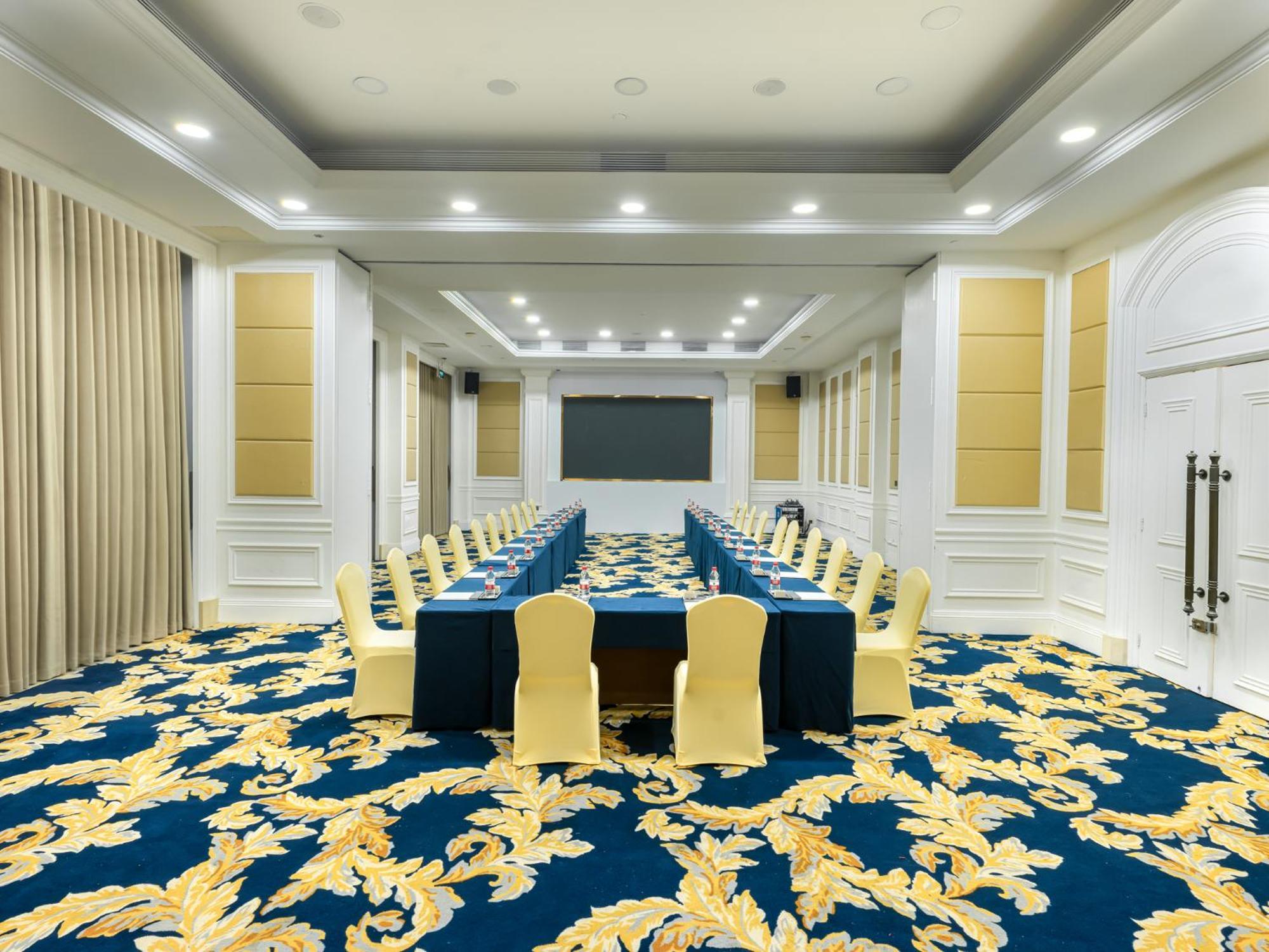 Four Points By Sheraton Yangjiang City Center Bagian luar foto